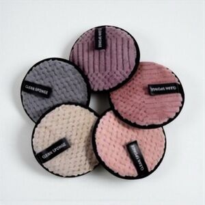 NWT! Reusable Makeup Remover Pads – Pack of 5
